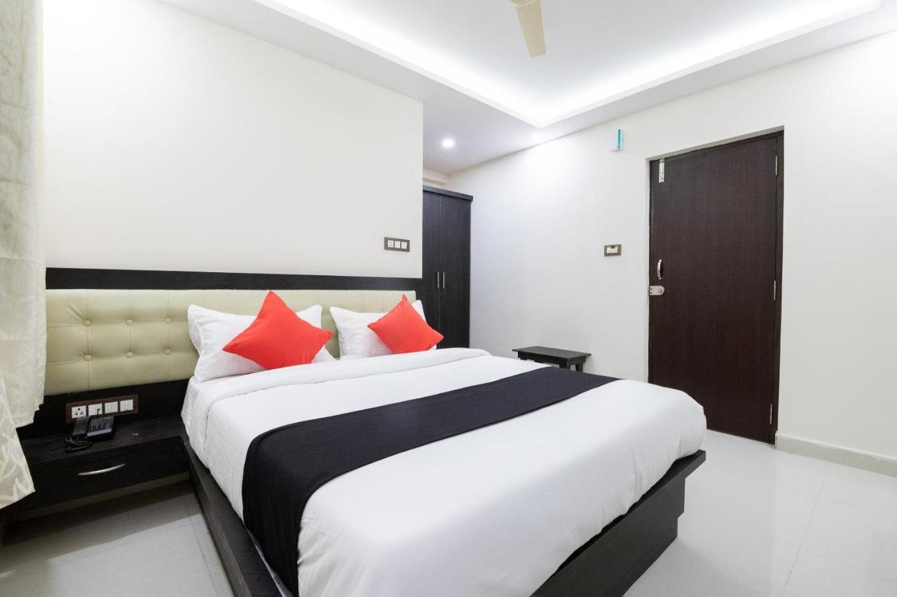 Super Capital O Choice Regal Suites Near Ragigudda Sri Prasanna Anjanayeswamy Temple Bangalore Buitenkant foto